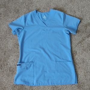 Jockey scrub top